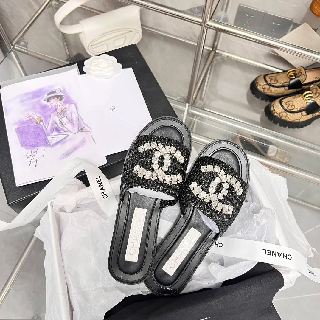 Women Slippers K16377