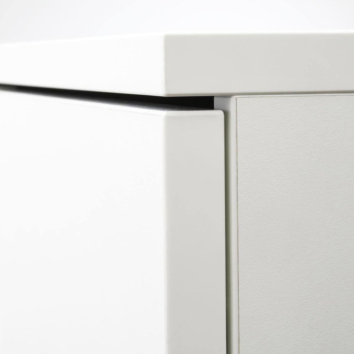 White Cabinet with Doors R800920