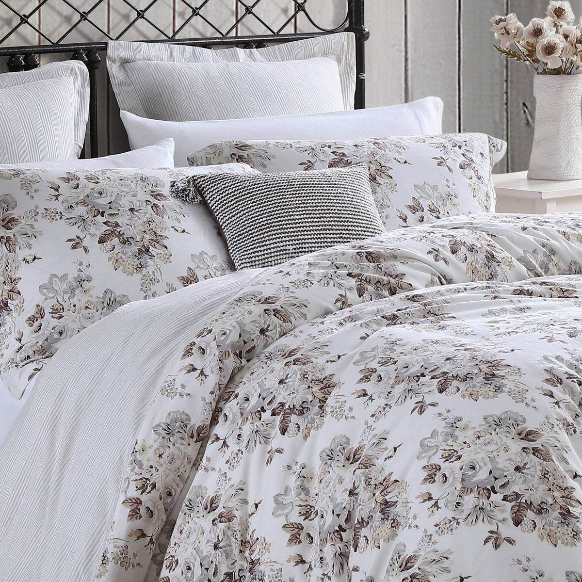 King Comforter Bonus Set Z479