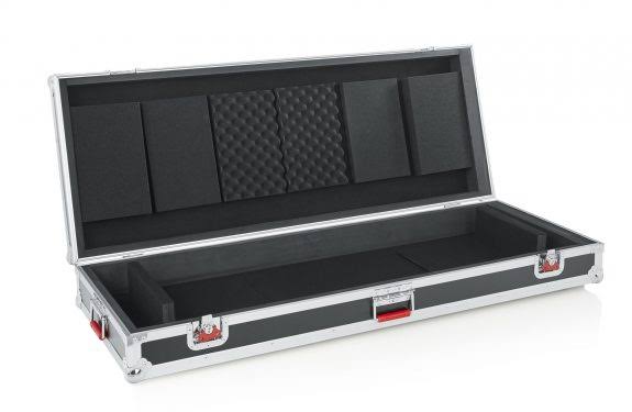 76 Note Road Case with Wheels V795659