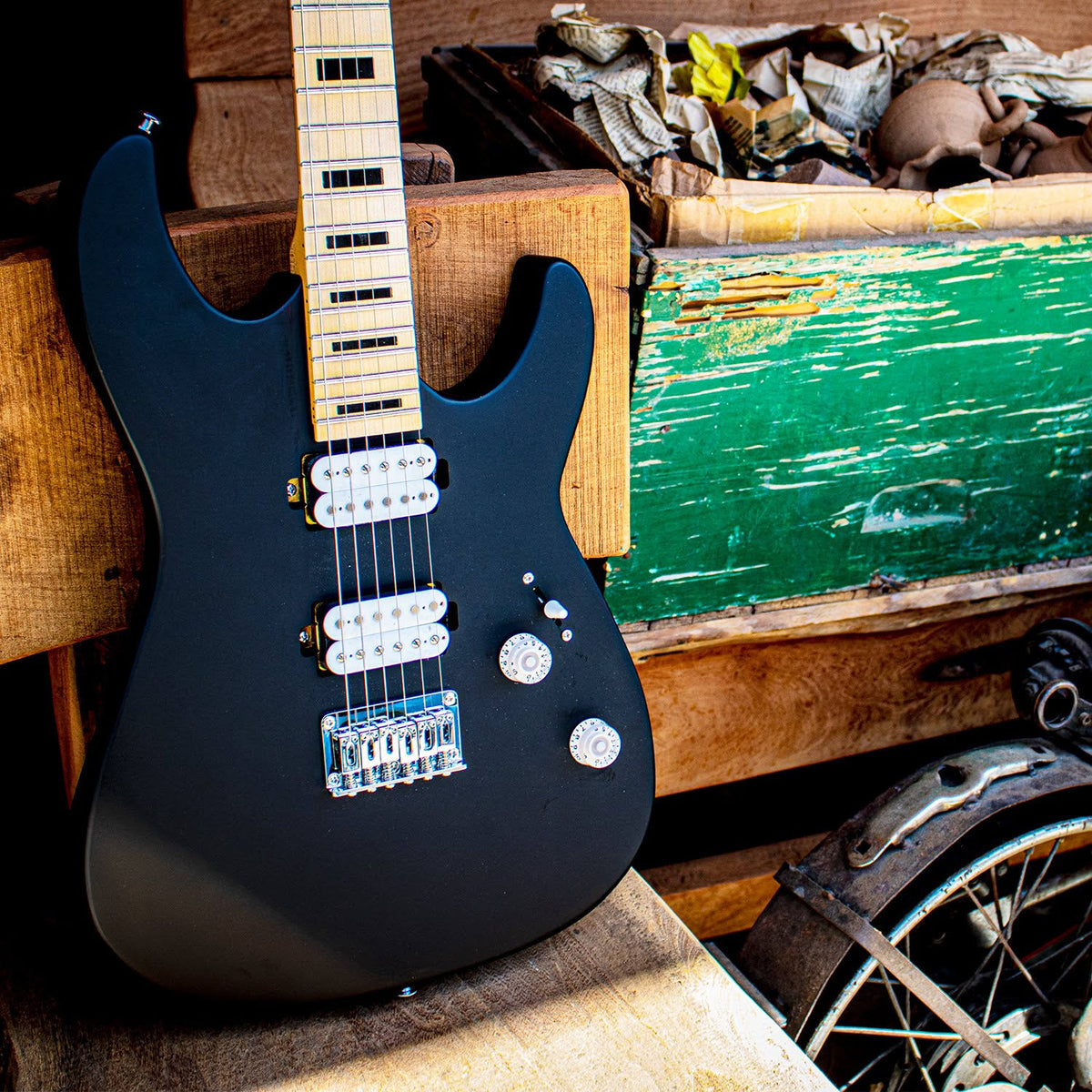 Satin Black Electric Guitar U858631