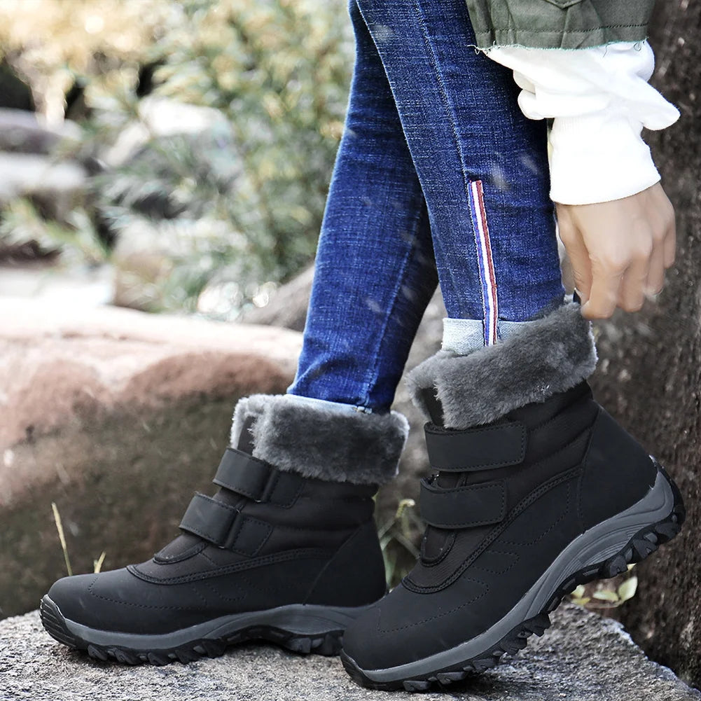 Women's Winter Snow Boots Faux Fur Lined Waterproof Outdoor Booties Q8032