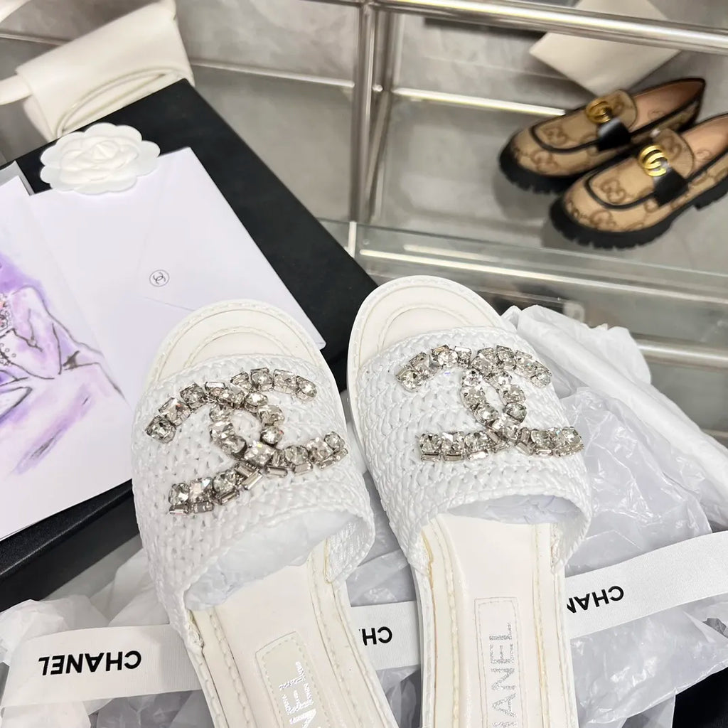 Women Slippers K16377