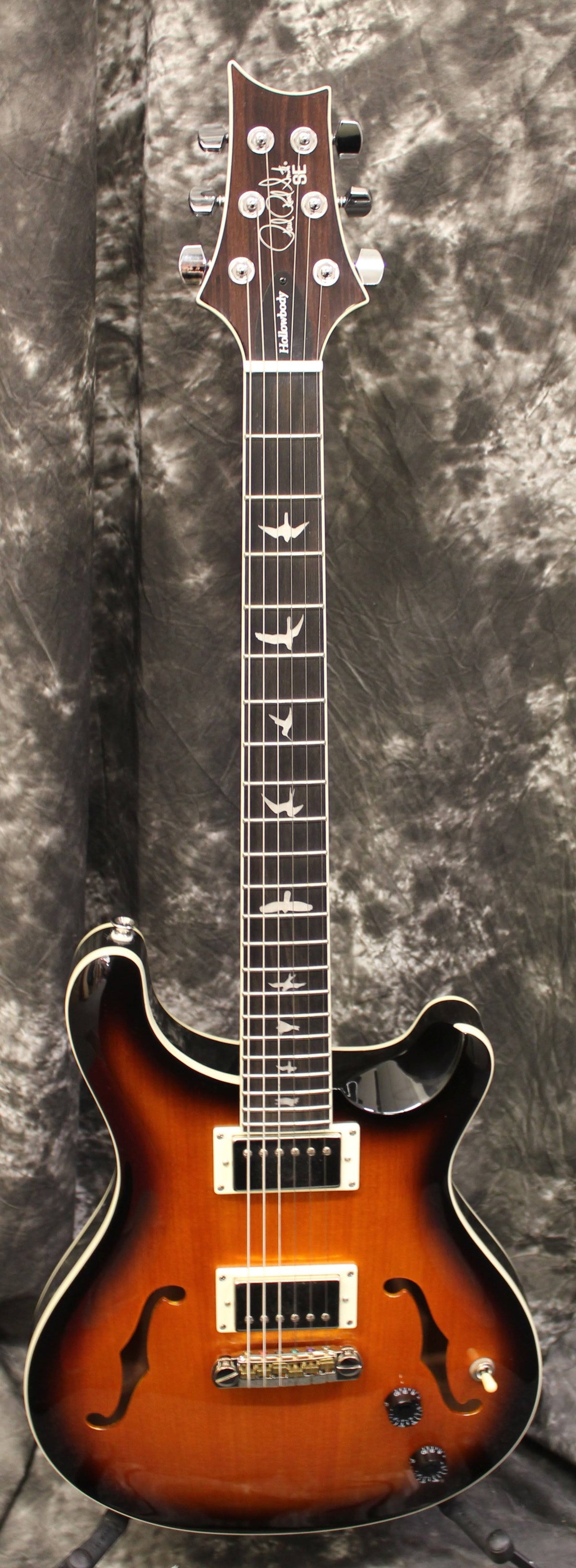 Hollowbody Tobacco Sunburst Guitar T2494