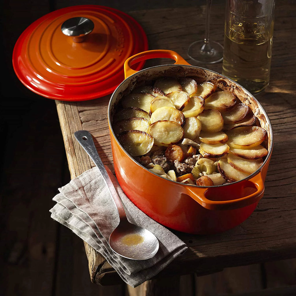 5 qt. Oval Dutch Oven D504751