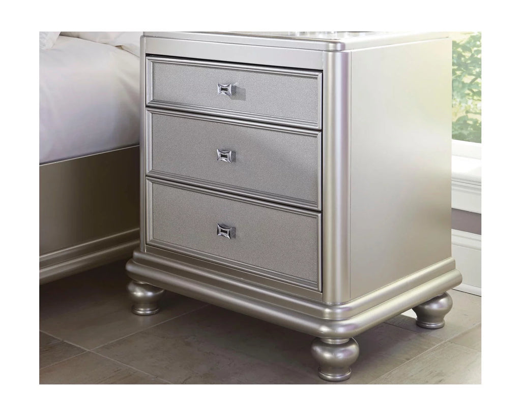 Silver 3 Drawer Nightstand A645