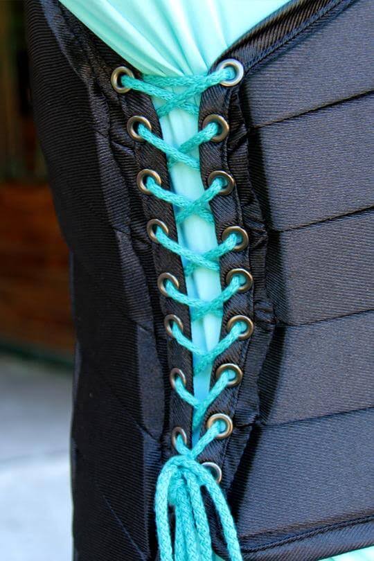 Medium Eventer Laces T92641