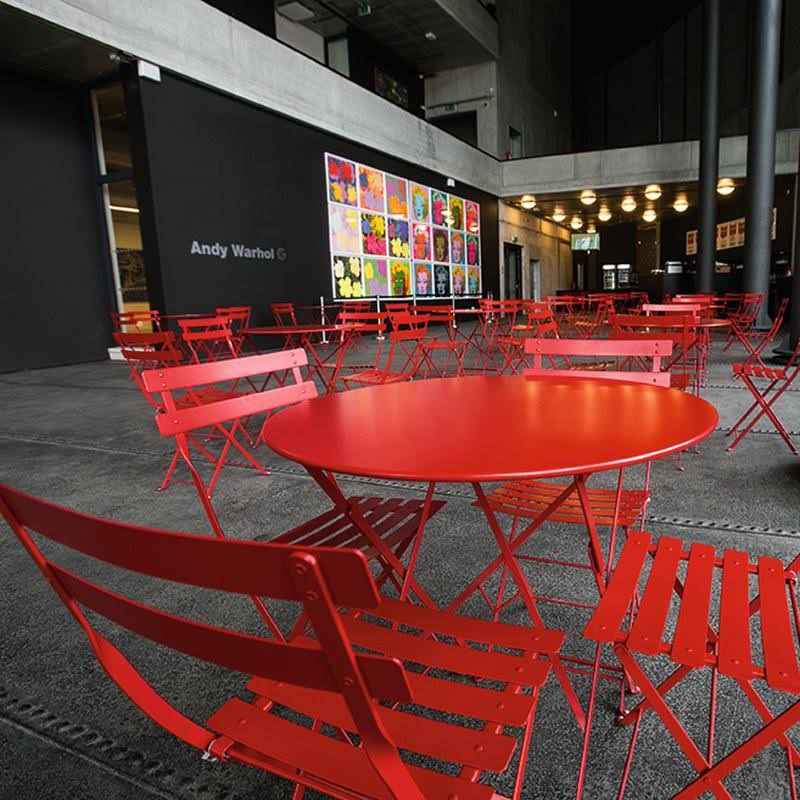 Round Bistro Table Q7415