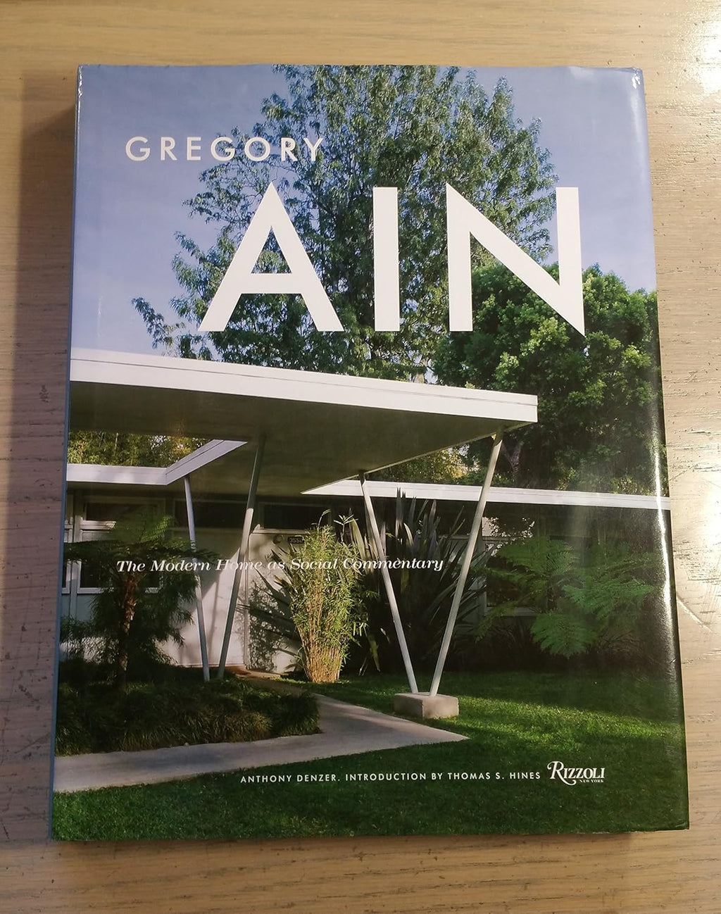 Gregory Ain: The Modern Home as Social Commentary M171835