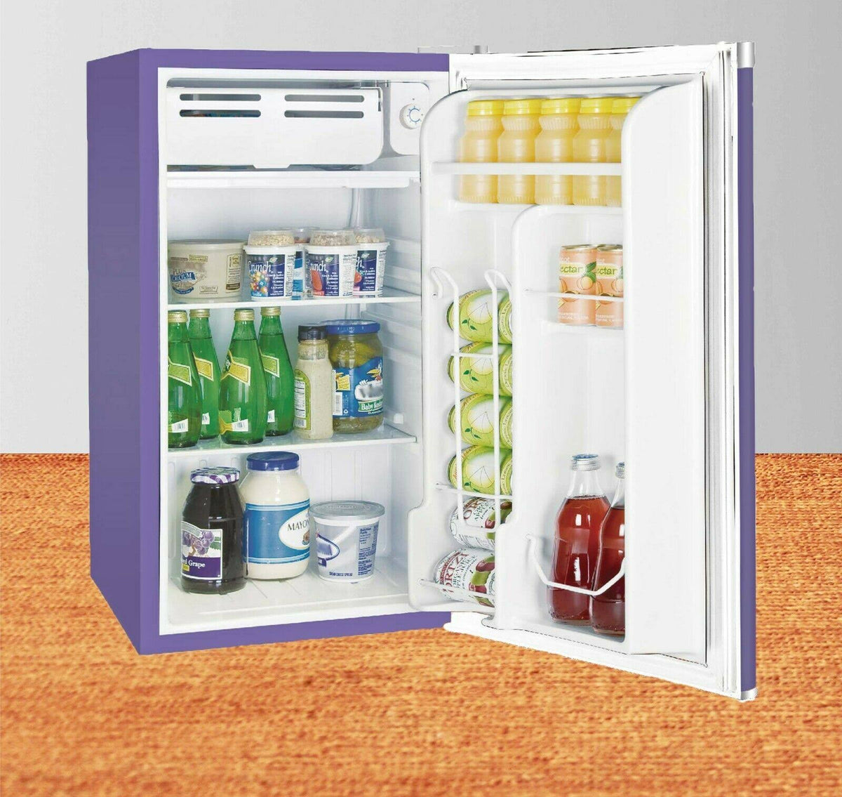 3.2 Cu ft Single Door Mini Fridge V8344