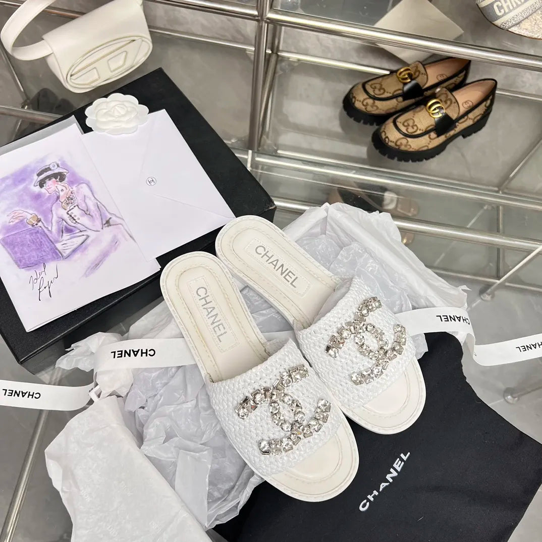 Women Slippers K16377