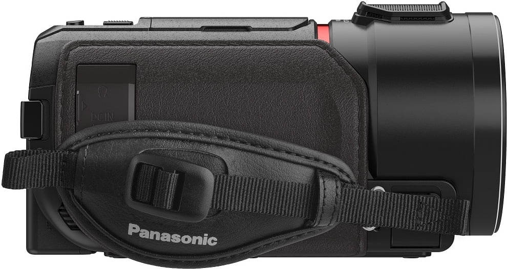 4K Ultra HD Camcorder with Battery Charger Travel Pack O344599