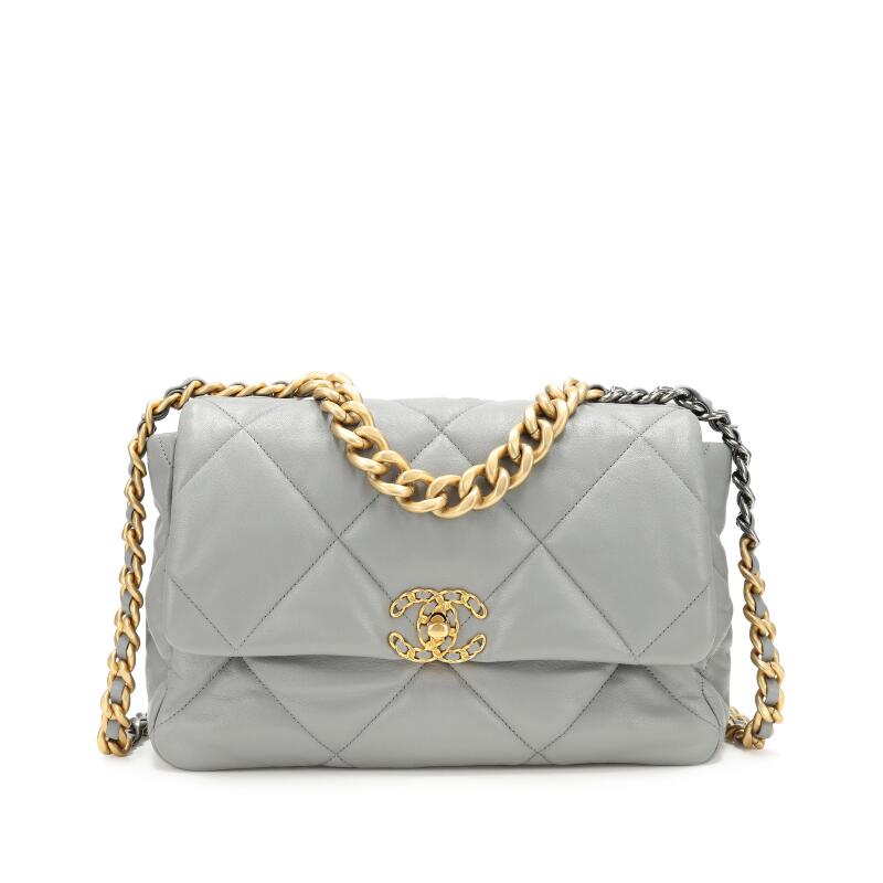 Quilted Lambskin Flap Bag Y9757